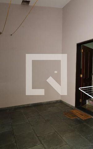Casa à venda com 300m², 4 quartos e 4 vagasÁrea de Serviço