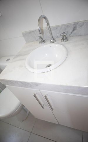 Apartamento para alugar com 36m², 2 quartos e sem vagaBanheiro