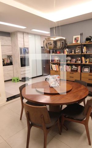 Casa à venda com 110m², 3 quartos e sem vagaSala de Jantar