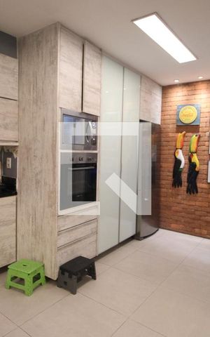 Casa à venda com 110m², 3 quartos e sem vagacozinha
