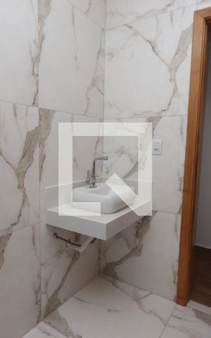 Casa à venda com 125m², 3 quartos e 2 vagasBanheiro