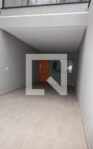 Casa à venda com 125m², 3 quartos e 2 vagasGaragem