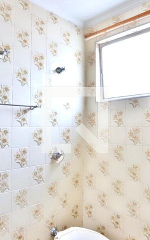 Apartamento à venda com 58m², 2 quartos e sem vaga Apartamento à venda com 58m², 2 quartos e sem vagaBanheiro
