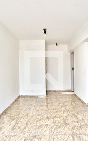 Apartamento à venda com 58m², 2 quartos e sem vaga Apartamento à venda com 58m², 2 quartos e sem vagaSala