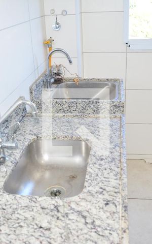 Apartamento para alugar com 45m², 1 quarto e 1 vagaCozinha com área de serviços