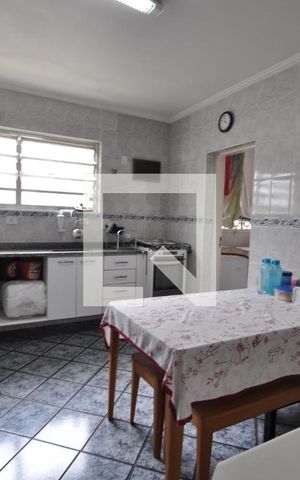 Apartamento à venda com 100m², 2 quartos e 1 vagaCozinha