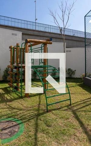 Apartamento para alugar com 34m², 1 quarto e sem vaga Apartamento para alugar com 34m², 1 quarto e sem vagaÁrea comum - Playground