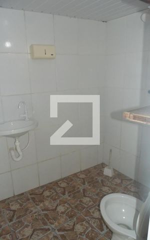 Casa para alugar com 410m², 5 quartos e 7 vagasBanheiro Piscina 