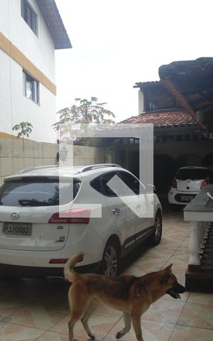 Casa para alugar com 410m², 5 quartos e 7 vagasGaragem 