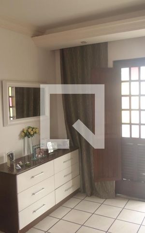 Casa para alugar com 410m², 5 quartos e 7 vagasQuarto 1