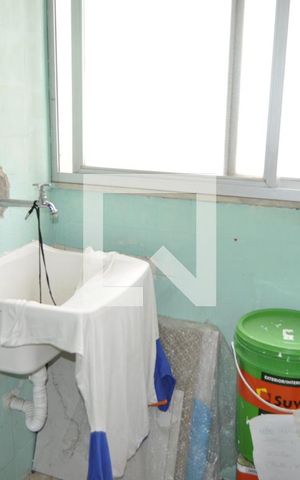 Apartamento à venda com 57m², 3 quartos e sem vagaArea de serviço  