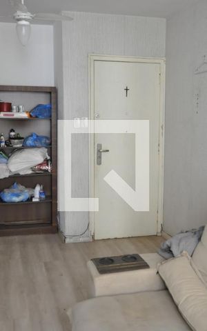 Apartamento à venda com 57m², 3 quartos e sem vagasala