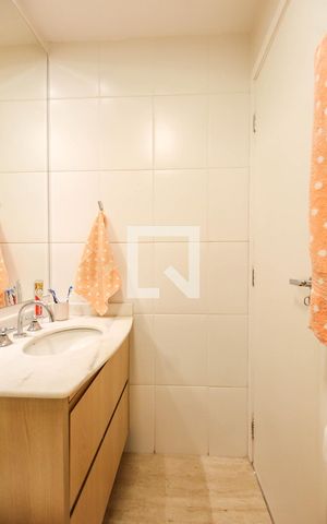 Apartamento à venda com 64m², 3 quartos e 1 vagaBanheiro Social