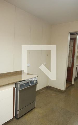 Casa à venda com 1800m², 5 quartos e 6 vagasCozinha