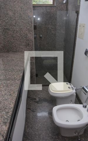 Casa à venda com 1800m², 5 quartos e 6 vagasBanheiro
