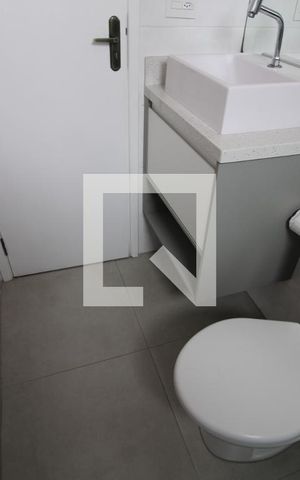 Apartamento à venda com 57m², 2 quartos e 1 vagaQuarto 2 - Banheiro