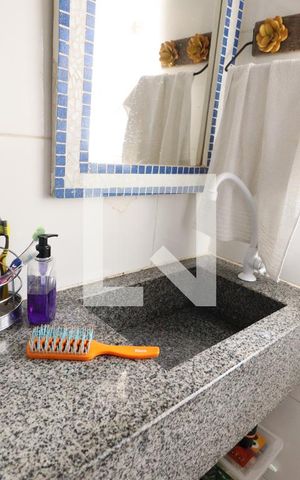 Casa para alugar com 180m², 3 quartos e 2 vagasBanheiro Social