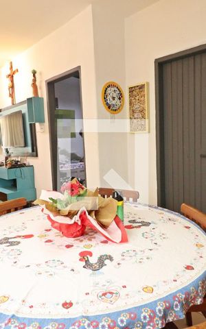 Casa para alugar com 180m², 3 quartos e 2 vagasSala 2