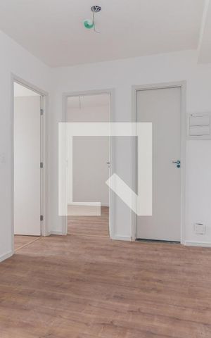 Apartamento à venda com 37m², 2 quartos e sem vaga Apartamento à venda com 37m², 2 quartos e sem vagaSala