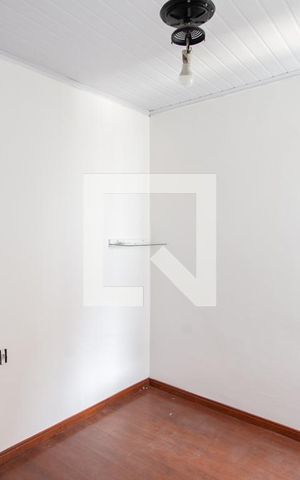 Casa para alugar com 70m², 3 quartos e 1 vaga Casa para alugar com 70m², 3 quartos e 1 vagaQuarto 1