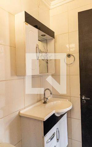 Apartamento à venda com 60m², 2 quartos e 1 vaga Apartamento à venda com 60m², 2 quartos e 1 vagaBanheiro