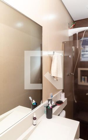 Casa para alugar com 450m², 2 quartos e 3 vagasBanheiro da Suíte 1