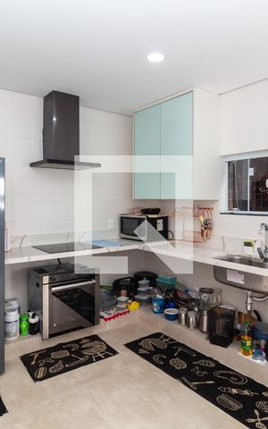 Casa para alugar com 450m², 2 quartos e 3 vagasCozinha