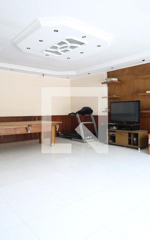 Casa à venda com 360m², 6 quartos e 3 vagasÁrea comum - Churrasqueira