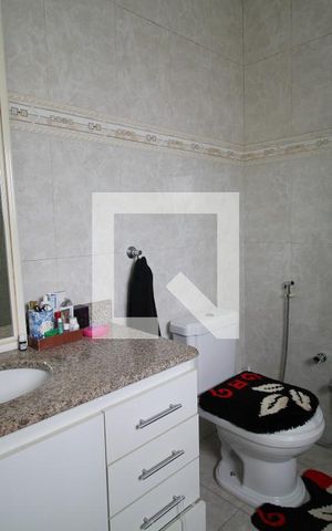 Casa à venda com 360m², 6 quartos e 3 vagasBanheiro da Suite 4