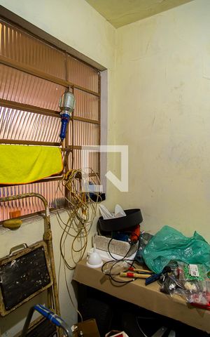 Casa à venda com 207m², 4 quartos e 5 vagas Casa à venda com 207m², 4 quartos e 5 vagasQuarto de Serviço