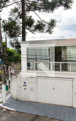 Casa à venda com 207m², 4 quartos e 5 vagas Casa à venda com 207m², 4 quartos e 5 vagasVista da Suíte