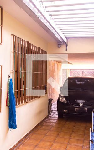 Casa à venda com 207m², 4 quartos e 5 vagas Casa à venda com 207m², 4 quartos e 5 vagasGaragem