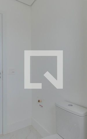 Apartamento à venda com 181m², 3 quartos e 2 vagas Apartamento à venda com 181m², 3 quartos e 2 vagasBanheiro da Suíte 1