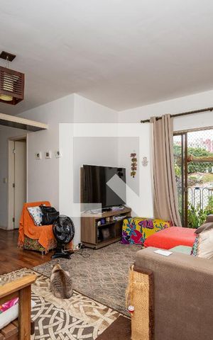 Apartamento à venda com 61m², 2 quartos e 1 vaga Apartamento à venda com 61m², 2 quartos e 1 vagaSala