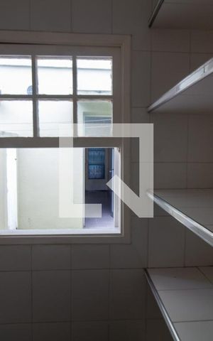 Casa para alugar com 120m², 3 quartos e 2 vagas Casa para alugar com 120m², 3 quartos e 2 vagasQuarto de Serviço