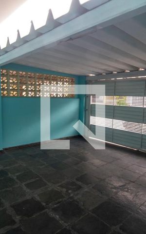 Casa para alugar com 120m², 3 quartos e 2 vagas Casa para alugar com 120m², 3 quartos e 2 vagasGaragem