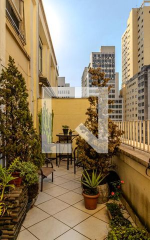 Apartamento à venda com 63m², 1 quarto e sem vagaVaranda