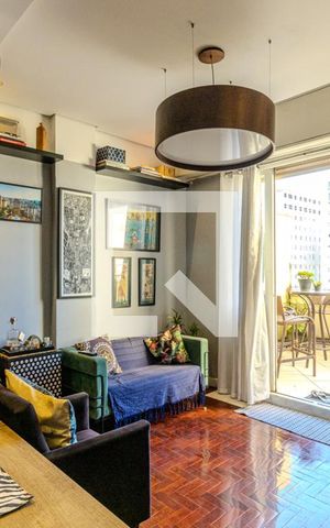 Apartamento à venda com 63m², 1 quarto e sem vagaSala