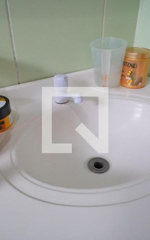 Casa à venda com 280m², 3 quartos e 3 vagasBanheiro Corredor