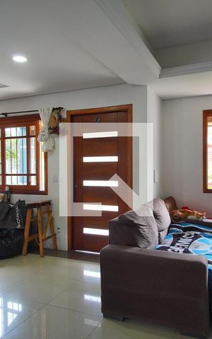 Casa à venda com 280m², 3 quartos e 3 vagasSala