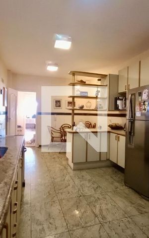 Apartamento à venda com 400m², 3 quartos e 1 vaga Apartamento à venda com 400m², 3 quartos e 1 vagaCopa / Cozinha