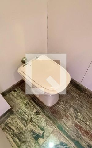 Apartamento à venda com 400m², 3 quartos e 1 vaga Apartamento à venda com 400m², 3 quartos e 1 vagaLavabo
