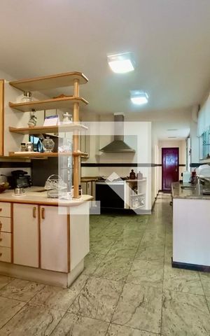 Apartamento à venda com 400m², 3 quartos e 1 vaga Apartamento à venda com 400m², 3 quartos e 1 vagaCopa / Cozinha
