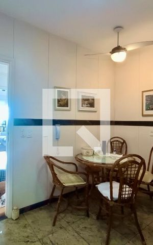 Apartamento à venda com 400m², 3 quartos e 1 vaga Apartamento à venda com 400m², 3 quartos e 1 vagaCopa / Cozinha