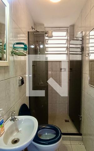 Apartamento à venda com 400m², 3 quartos e 1 vaga Apartamento à venda com 400m², 3 quartos e 1 vagaBanheiro serviço