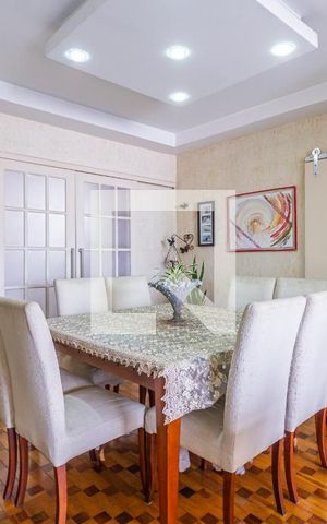 Apartamento à venda com 140m², 3 quartos e 1 vagaSala