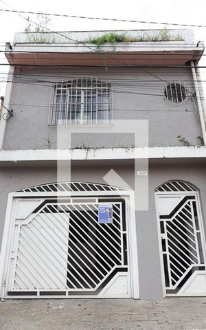 Casa à venda com 225m², 3 quartos e 1 vagaFachada