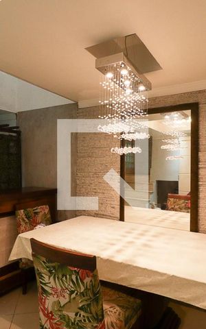 Casa à venda com 225m², 3 quartos e 1 vagaSala