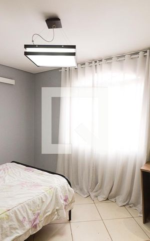 Casa à venda com 225m², 3 quartos e 1 vagaSuíte 1