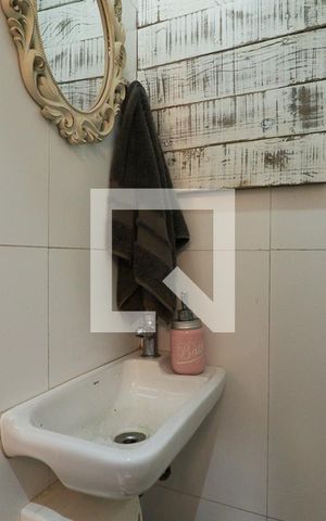Casa à venda com 225m², 3 quartos e 1 vagaLavabo